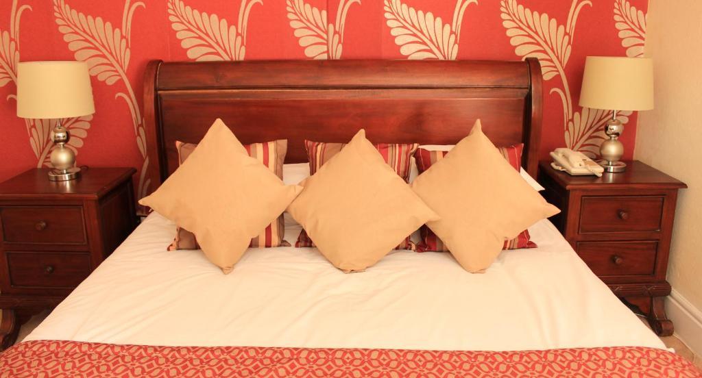 เดอะ เดวิล พันช์โบว์ล โฮเต็ล Hotel Hindhead ห้อง รูปภาพ